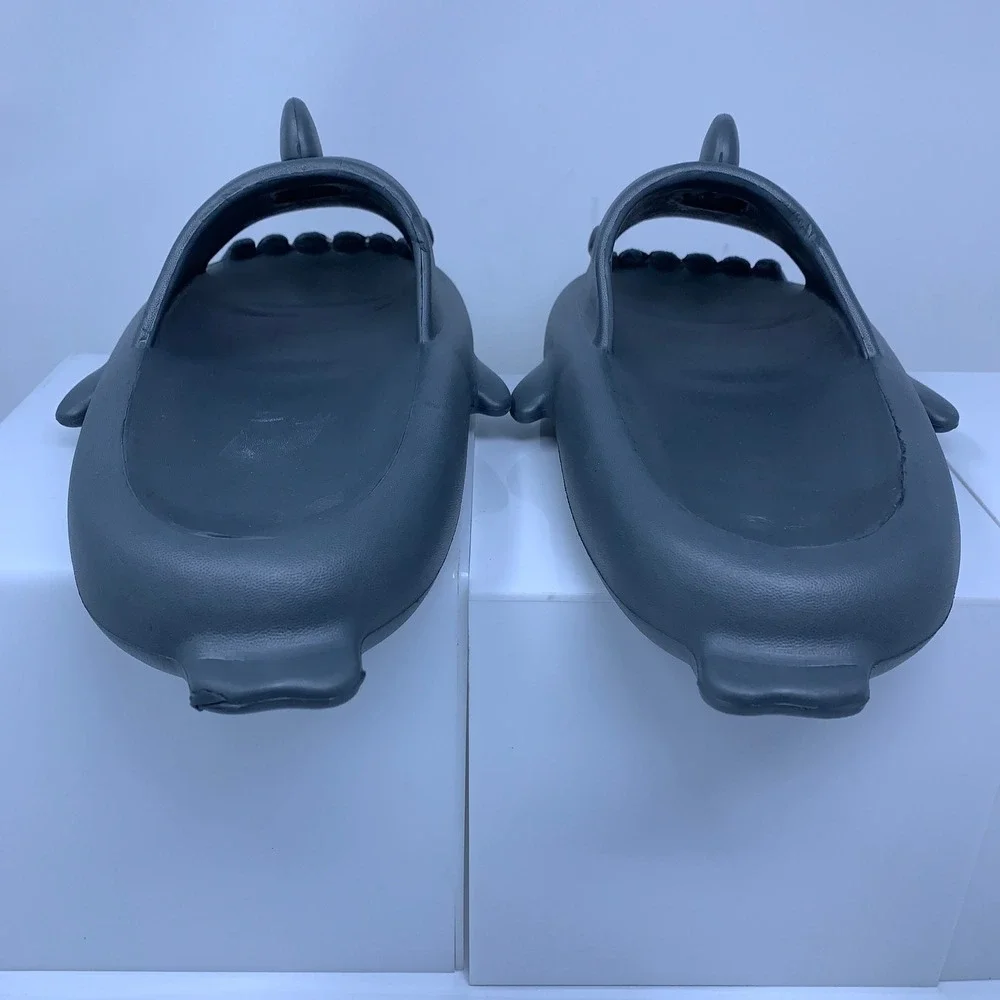 Unbranded Mens 11 Grey Novelty 3D Shark Fin Teeth EVA Foam Slide Sandals New